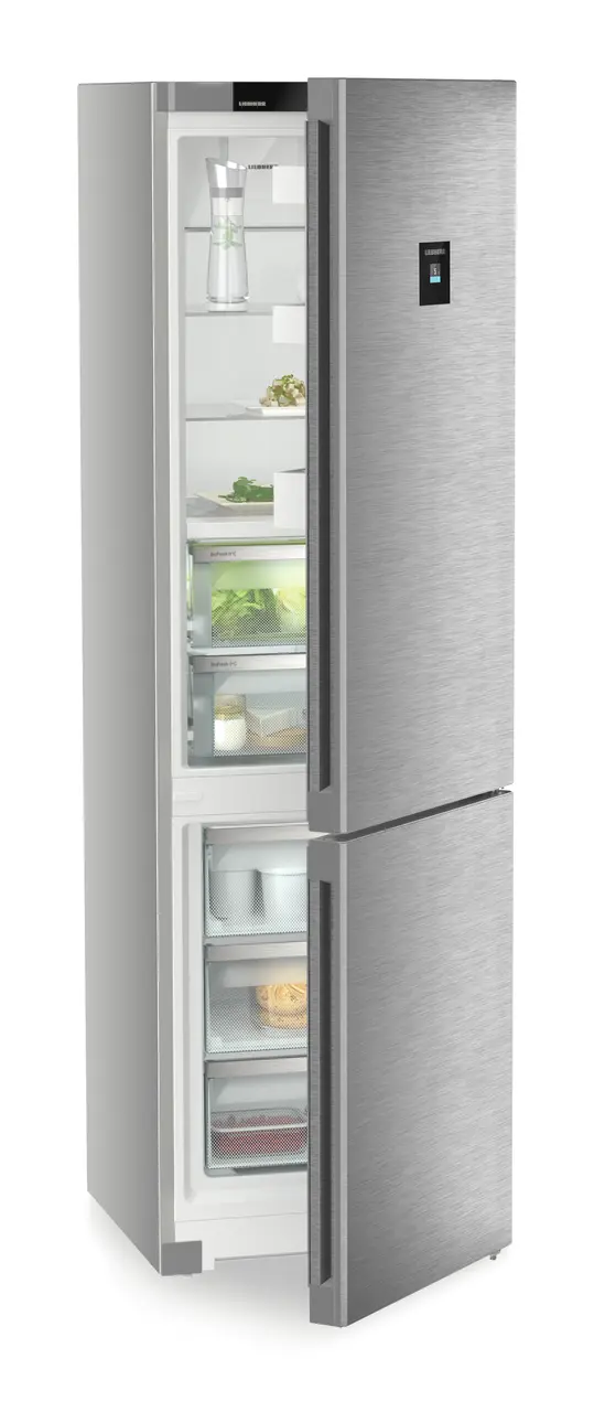 CBNsdc 573i Plus BioFresh NoFrost Fridge-freezer with BioFresh and
